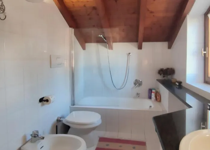 La Casa Di Gio Apartament Angera