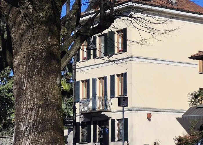 La Casa Di Gio Apartman Angera